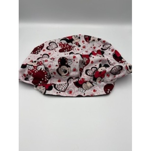 Disney Accessories - Disney Minnie Mouse Scrub Cap OS Pink Hearts Valentine Medical Surgical Hat‎